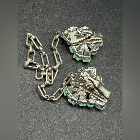 Vintage Blue & Silver Tone Metal Sweater Clip Jewelry Accessory Gift Accessories - Picture 5 of 9